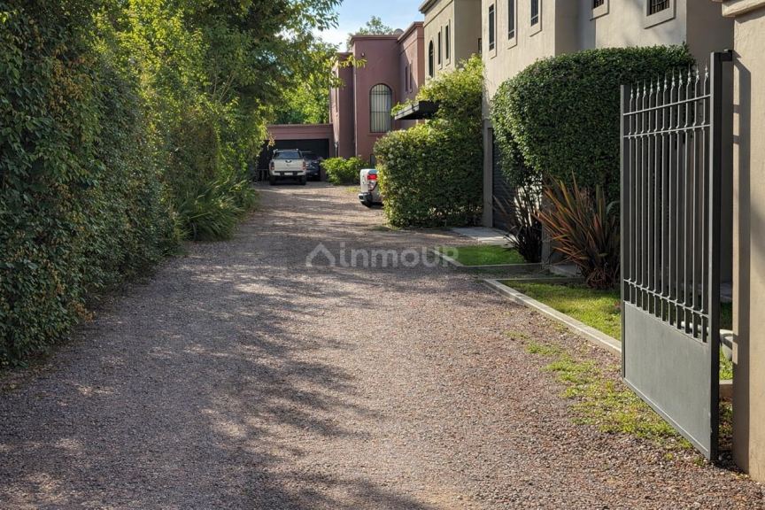 Casa en Venta en Guaymallen, Mendoza