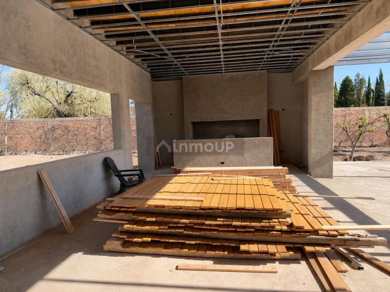 Casa en Venta en Lujan de Cuyo, Mendoza - USD 250.000 | Inmoup - 20
