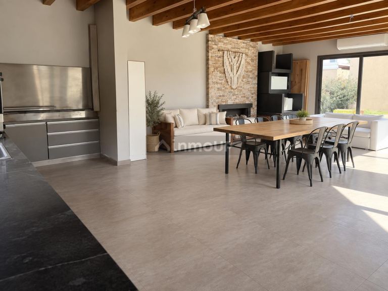 Casa en Venta en Lujan de Cuyo, Mendoza - USD 380.000 | Inmoup - 14