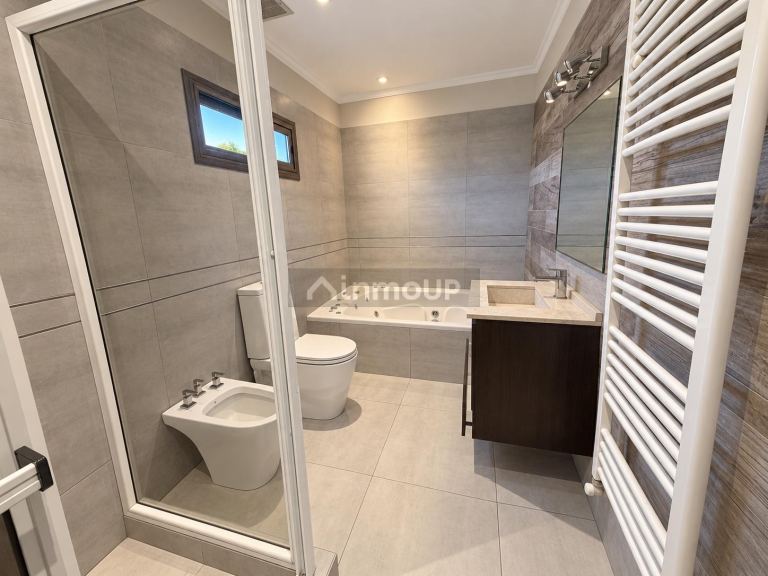 Casa en Venta en Lujan de Cuyo, Mendoza - USD 380.000 | Inmoup - 9