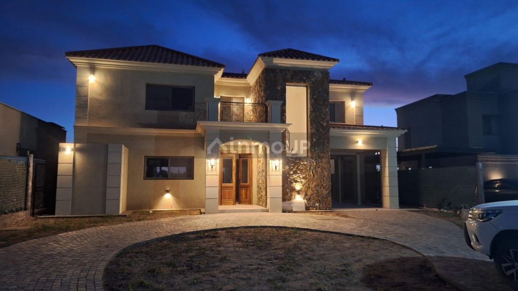 Casa en Venta en Guaymallen, Mendoza