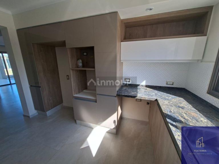 Casa en Venta en Guaymallen, Mendoza