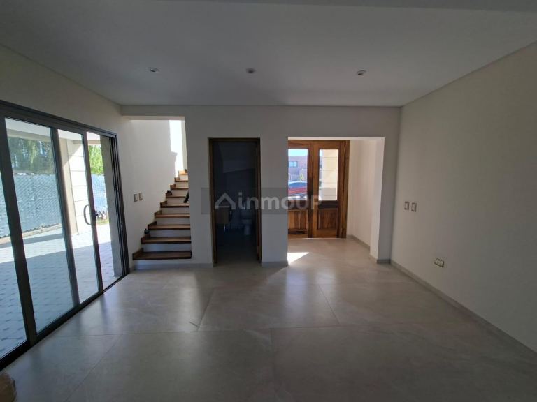 Casa en Venta en Guaymallen, Mendoza