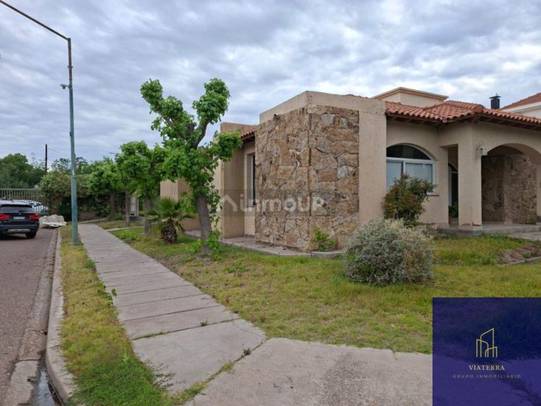 Casa en Alquiler en Godoy Cruz, Mendoza