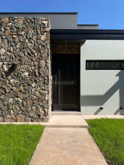 Casa en Venta en Maipu, Mendoza
