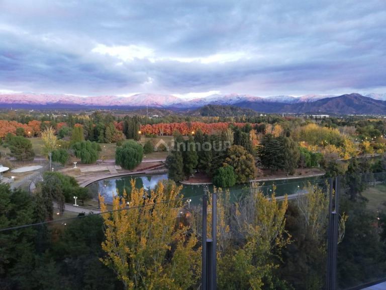 Departamento en Venta en Capital, Mendoza