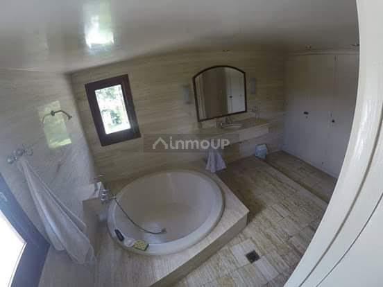 Casa en Venta en Yerba Buena, Tucuman