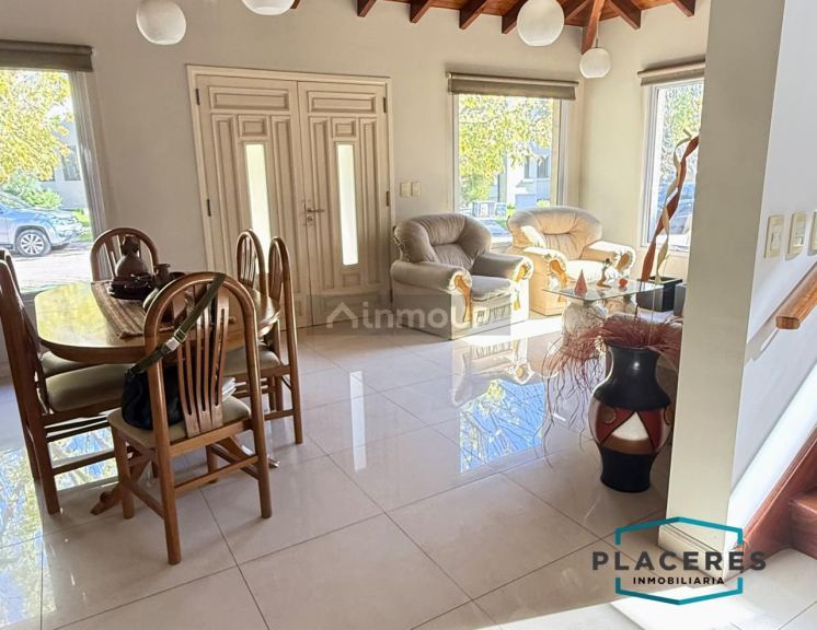 Casa en Venta en Guaymallen, Mendoza