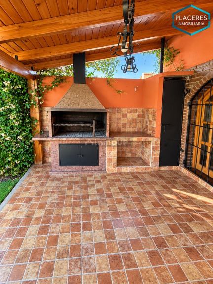 Casa en Venta en Capital, Mendoza - USD 170.000 | Inmoup - 10