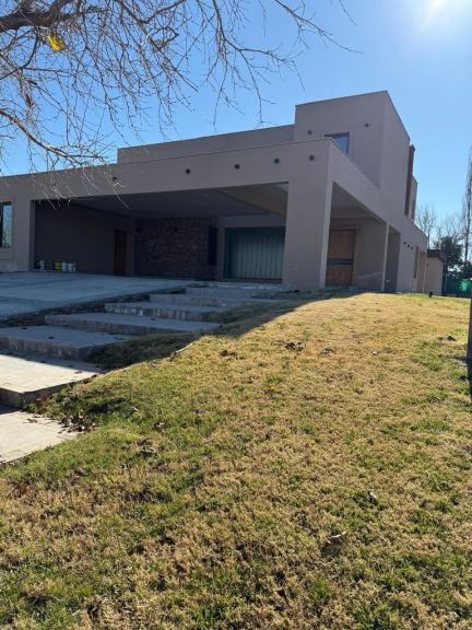 Casa en Venta en Maipu, Mendoza