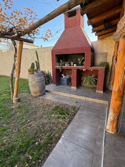 Casa en Venta en Guaymallen, Mendoza