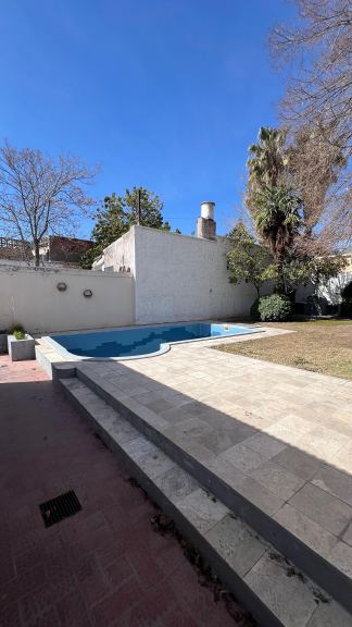 Casa en Alquiler en Capital, Mendoza