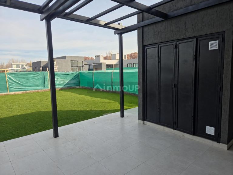 Casa en Venta en Lujan de Cuyo, Mendoza - USD 298.000 | Inmoup - 11