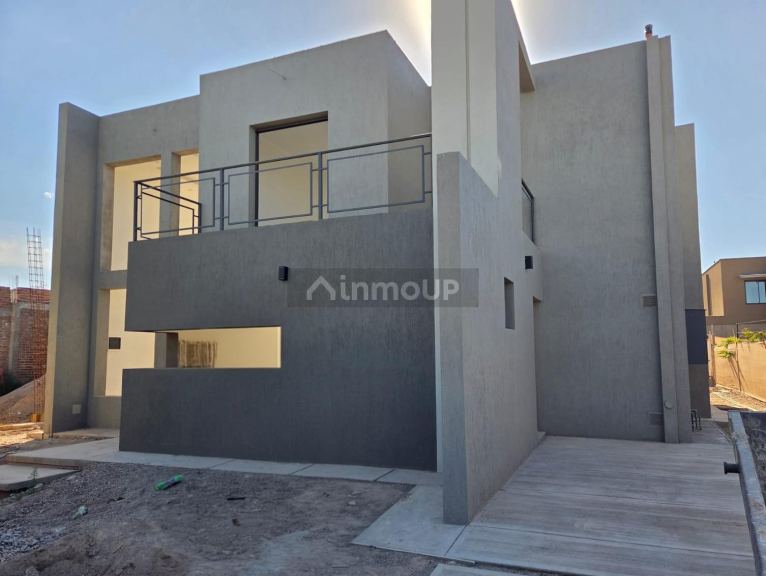 Casa en Venta en Maipu, Mendoza