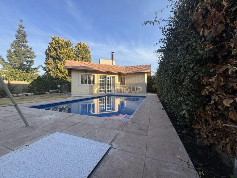 Casa en Venta en Guaymallen, Mendoza