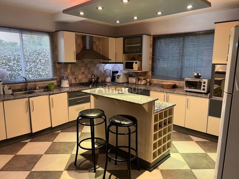Casa en Venta en Guaymallen, Mendoza