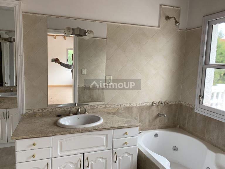 Casa en Venta en Capital, Mendoza