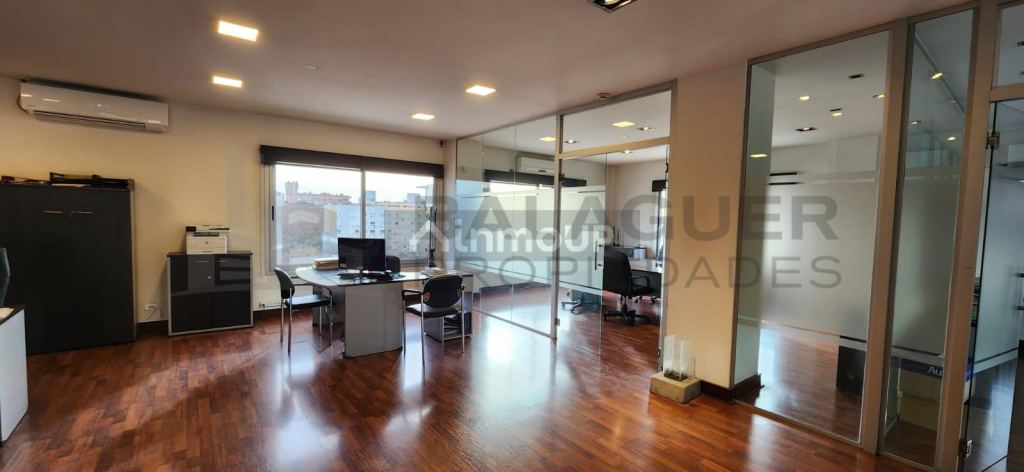 Oficina en Venta en Capital, Mendoza