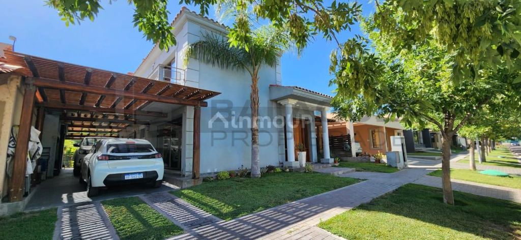Casa en Venta en Maipu, Mendoza