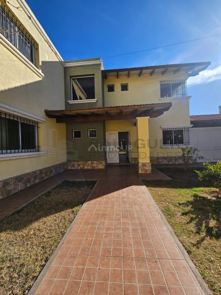 Casa en Alquiler en Lujan de Cuyo, Mendoza