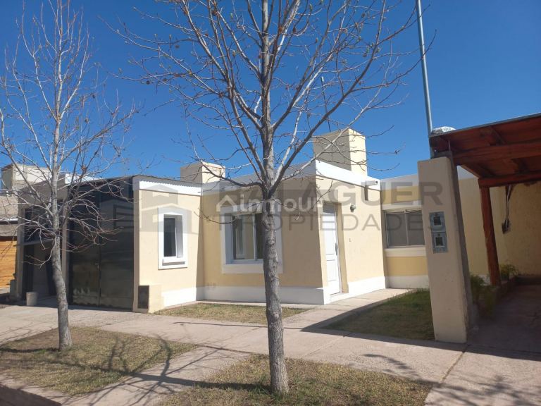 Casa en Alquiler en Maipu, Mendoza
