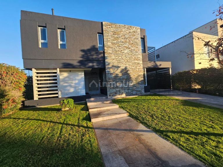 Casa en Venta en Guaymallen, Mendoza