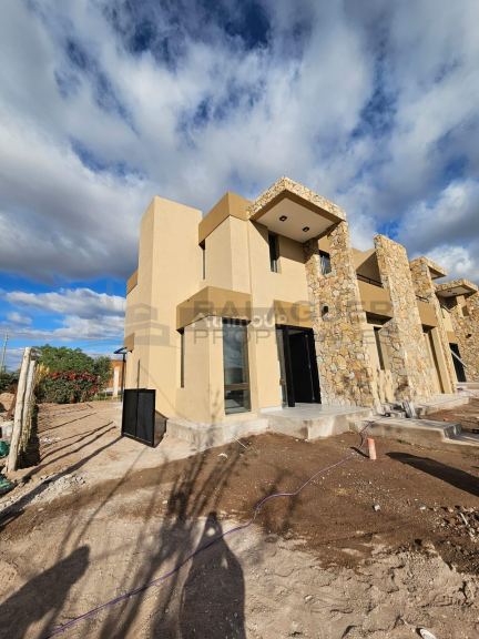Casa en Alquiler en Lujan de Cuyo, Mendoza
