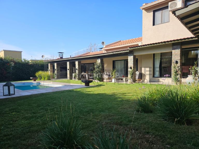 Casa en Venta en Lujan de Cuyo, Mendoza