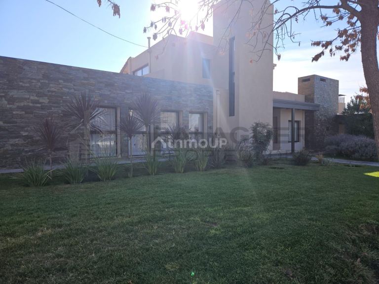 Casa en Venta en Lujan de Cuyo, Mendoza