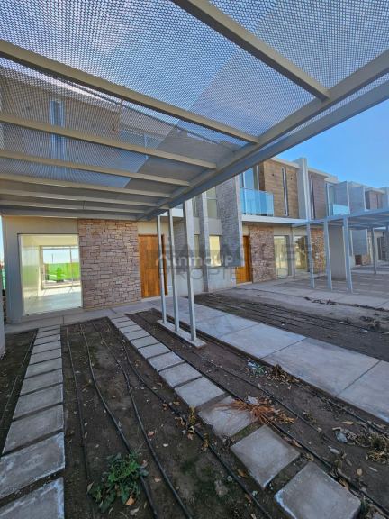 Casa en Alquiler en Lujan de Cuyo, Mendoza
