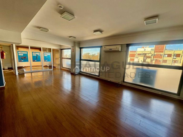 Oficina en Venta en Capital, Mendoza