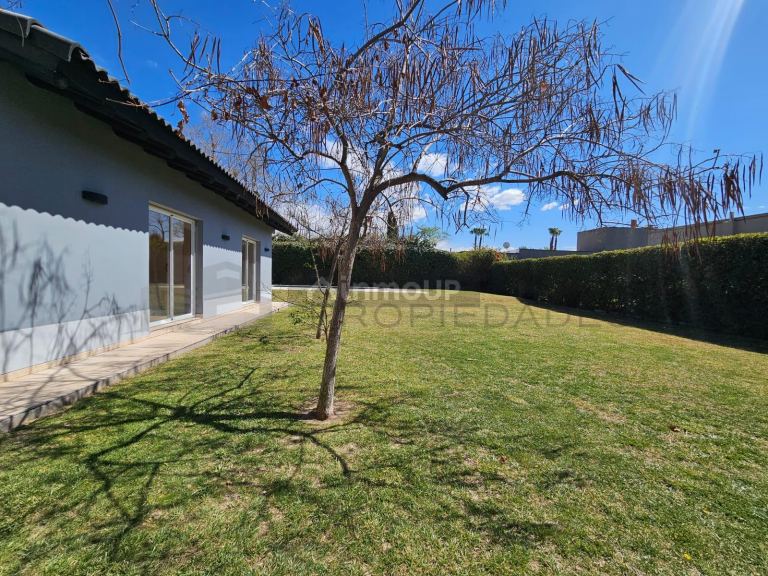 Casa en Alquiler en Lujan de Cuyo, Mendoza - USD 2.000 | Inmoup - 21