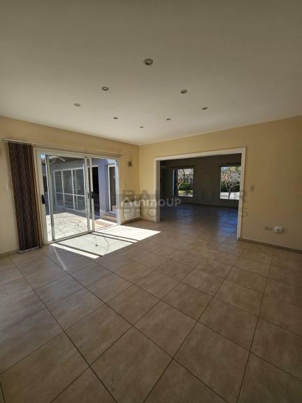 Casa en Alquiler en Lujan de Cuyo, Mendoza - USD 2.000 | Inmoup - 27