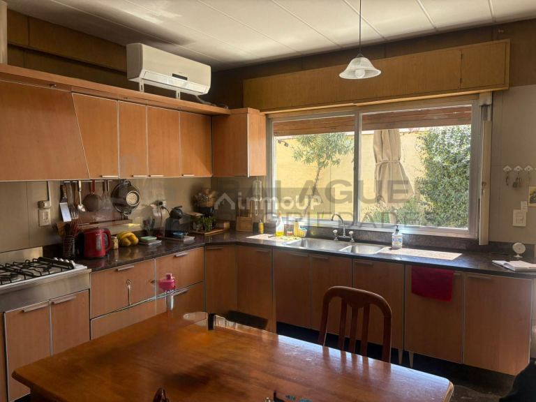 Casa en Alquiler en Capital, Mendoza