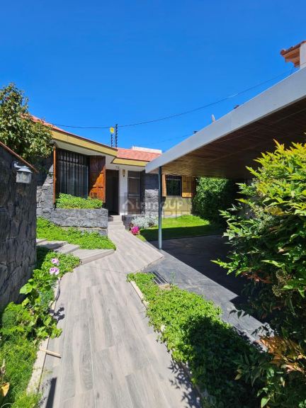 Casa en Venta en Godoy Cruz, Mendoza