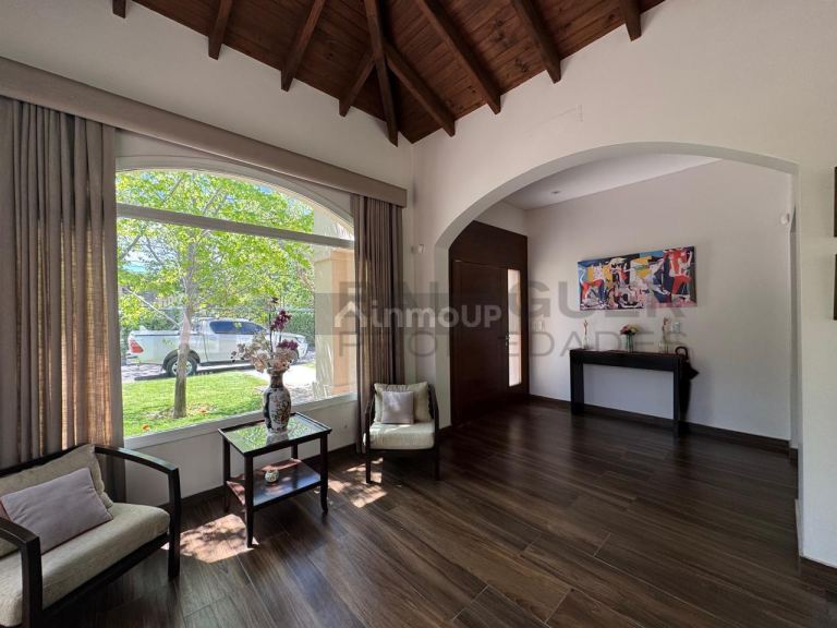 Casa en Venta en Guaymallen, Mendoza