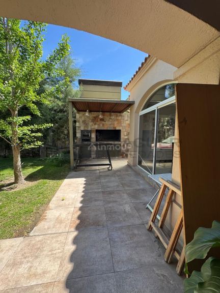 Casa en Venta en Guaymallen, Mendoza