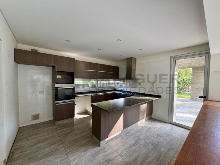 Casa en Alquiler en Lujan de Cuyo, Mendoza