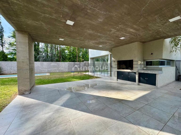 Casa en Alquiler en Lujan de Cuyo, Mendoza