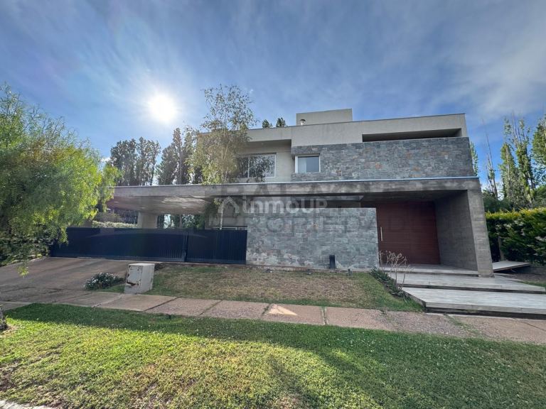 Casa en Alquiler en Lujan de Cuyo, Mendoza