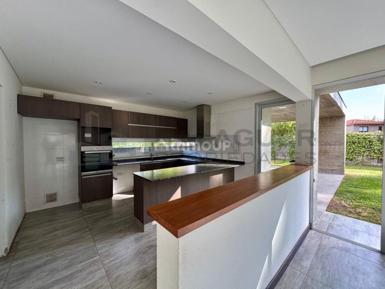 Casa en Alquiler en Lujan de Cuyo, Mendoza