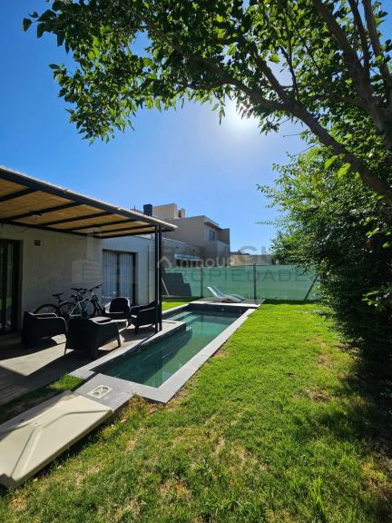Casa en Venta en Lujan de Cuyo, Mendoza
