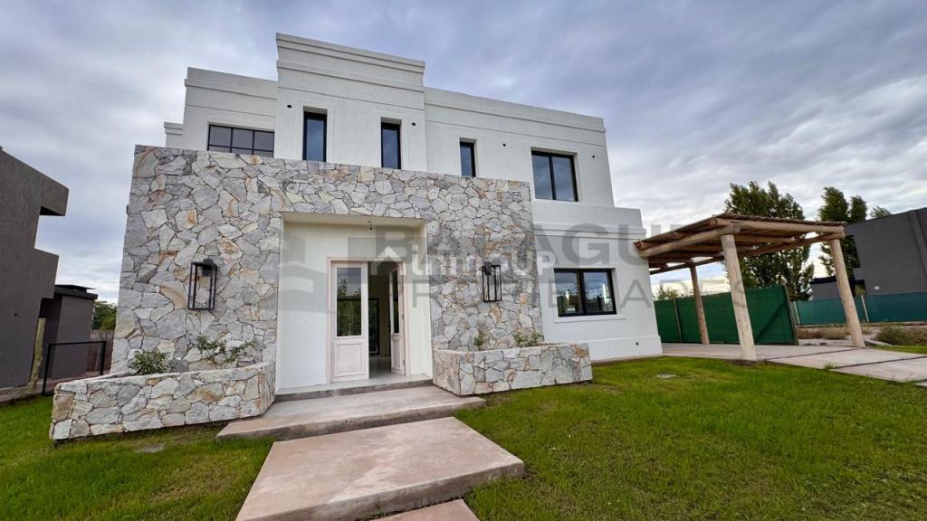 Casa en Venta en Lujan de Cuyo, Mendoza