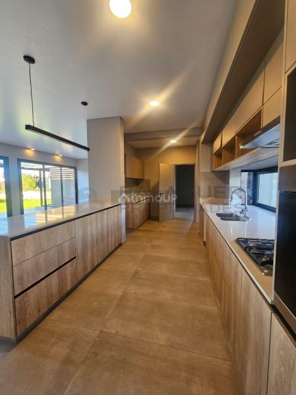 Casa en Alquiler en Lujan de Cuyo, Mendoza