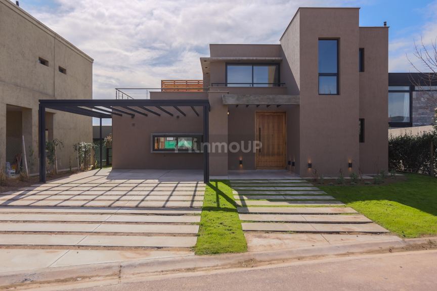 Casa en Alquiler en Lujan de Cuyo, Mendoza