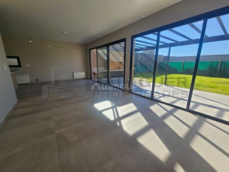 Casa en Alquiler en Lujan de Cuyo, Mendoza