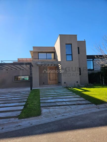 Casa en Alquiler en Lujan de Cuyo, Mendoza
