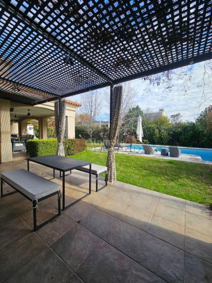 Casa en Venta en Lujan de Cuyo, Mendoza