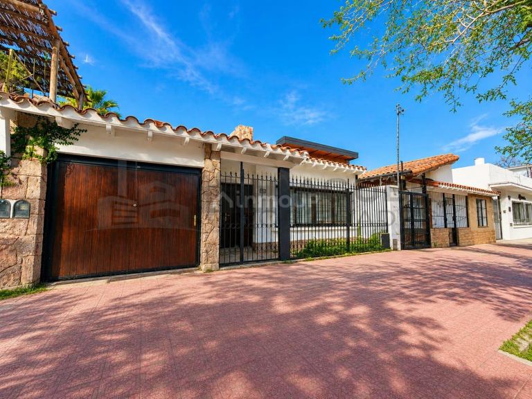 Casa en Venta en Godoy Cruz, Mendoza