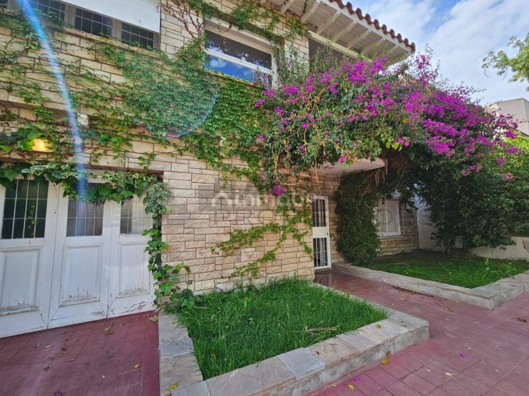 Casa en Alquiler en Capital, Mendoza